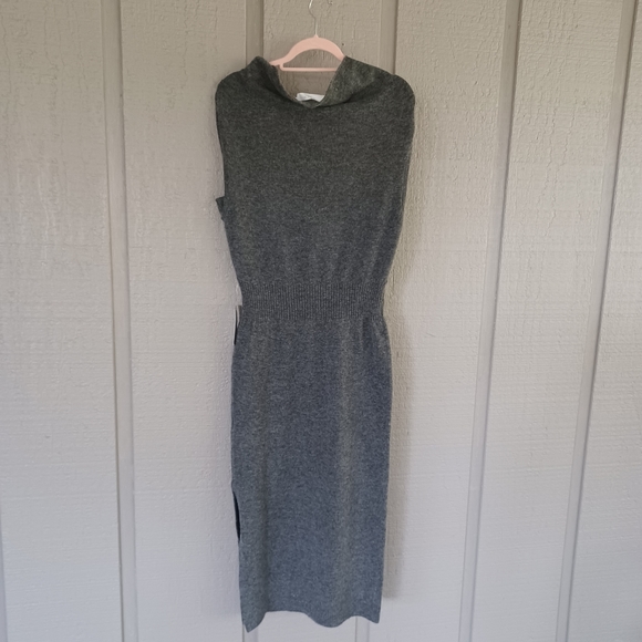 ASTR Sweater Midi Dress Size M Color Charcoal Off The Shoulder Slit Women - Picture 6 of 13